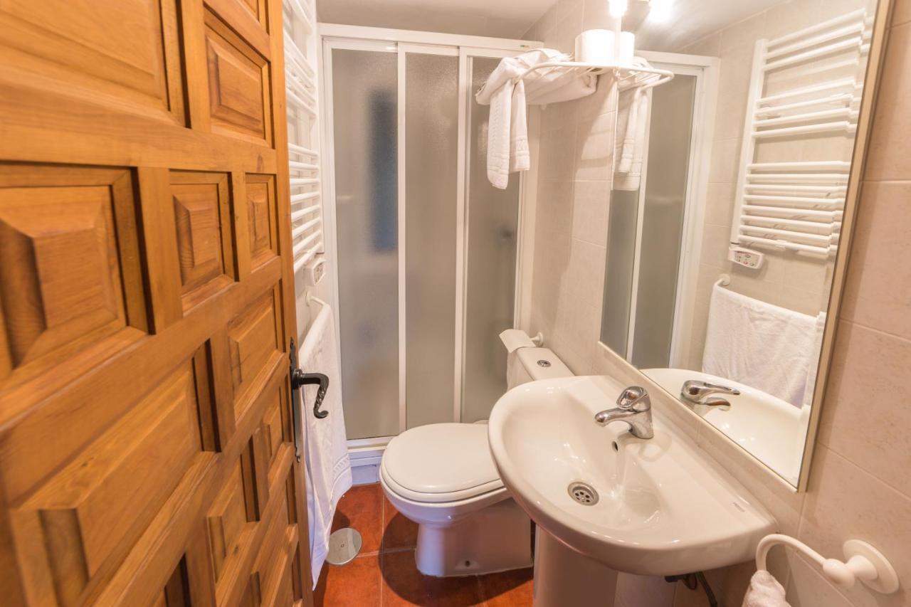 Apartamentos Rurales El Colvillo Trillo Ngoại thất bức ảnh