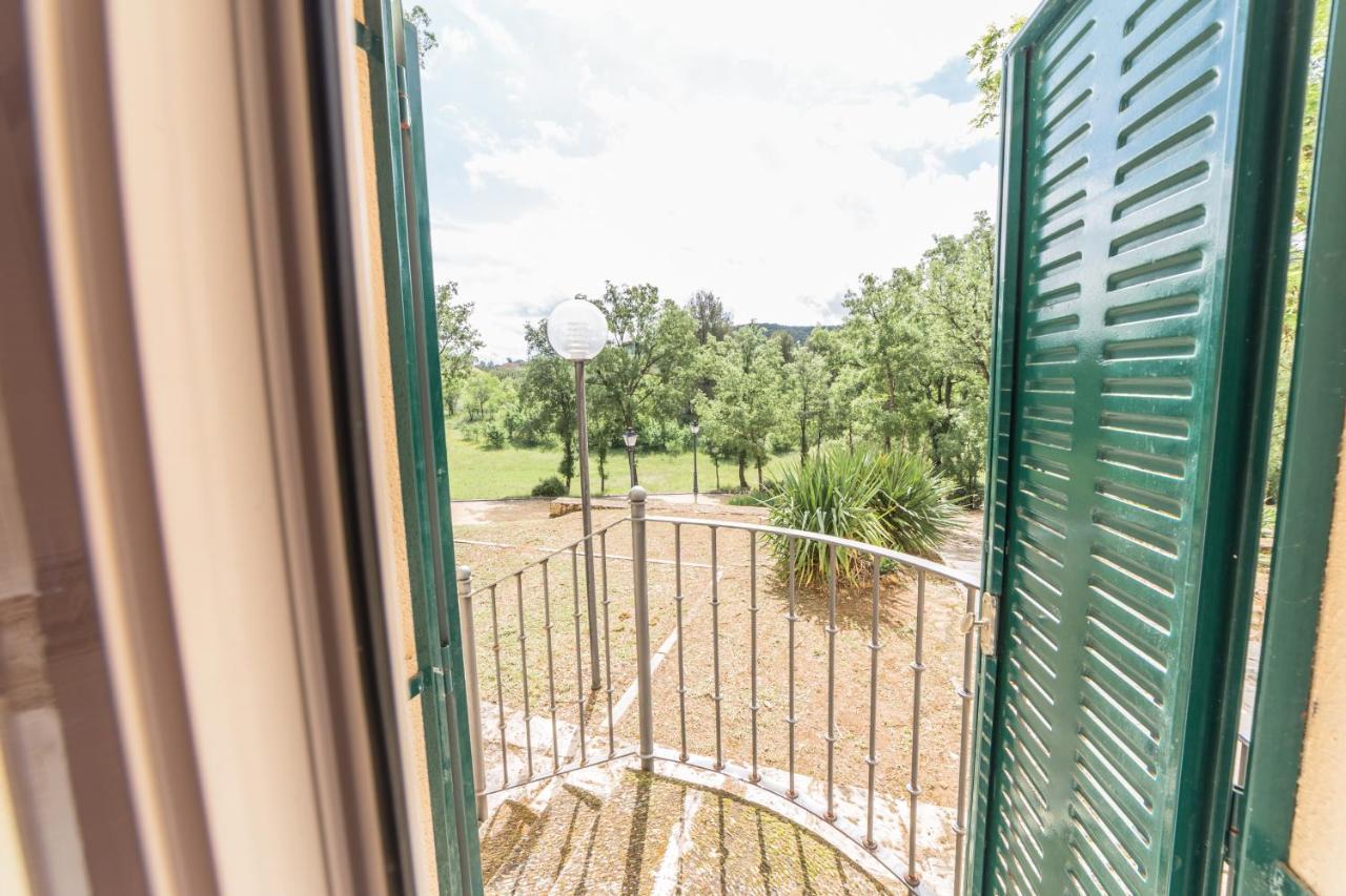 Apartamentos Rurales El Colvillo Trillo Ngoại thất bức ảnh