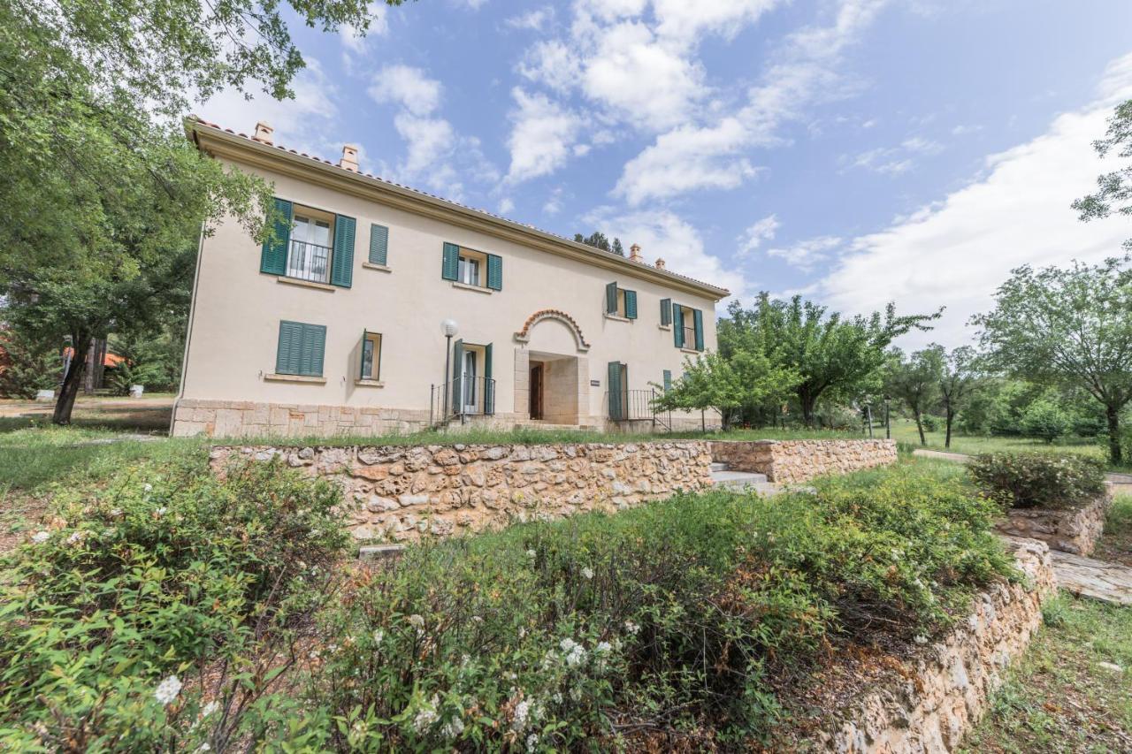 Apartamentos Rurales El Colvillo Trillo Ngoại thất bức ảnh